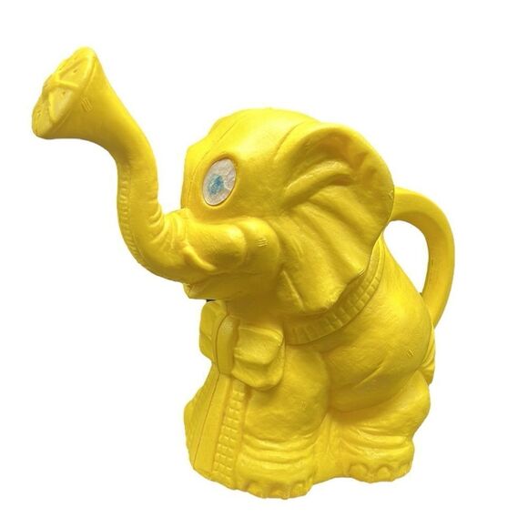 Vintage Watering Can Elephant OHIO ART Yellow Plastic Blow Mold Gardening - Picture 3 of 12